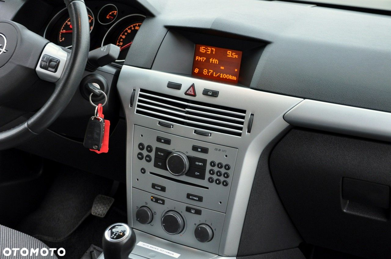 Opel Astra - 26