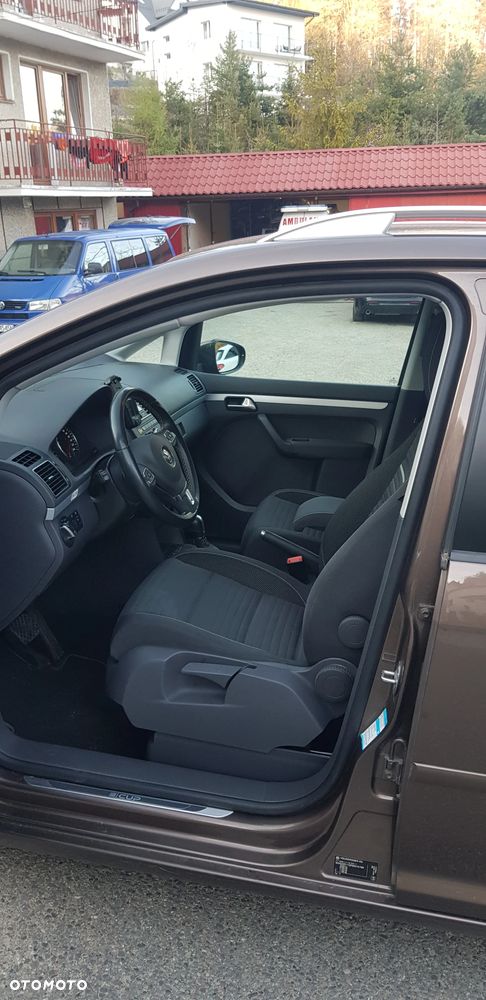 Volkswagen Touran 1.6 TDI DPF BlueMotion Technology DSG Cup - 8