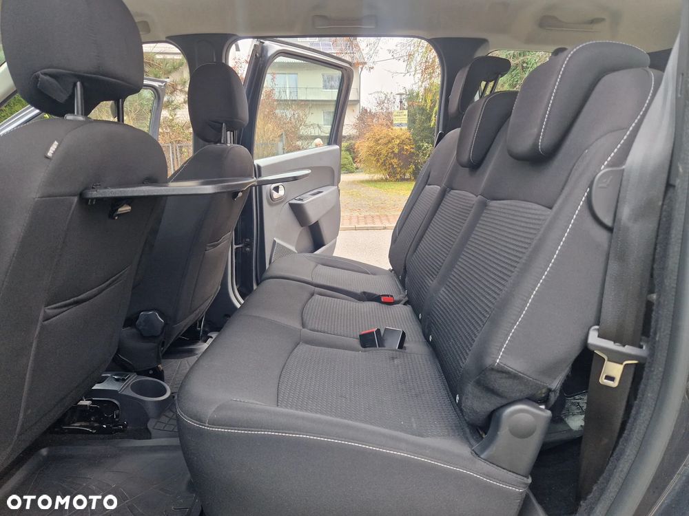 Dacia Lodgy 1.6 SCe Laureate S&S - 18