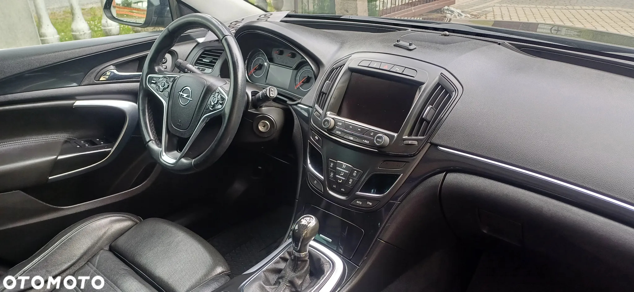 Opel Insignia - 8