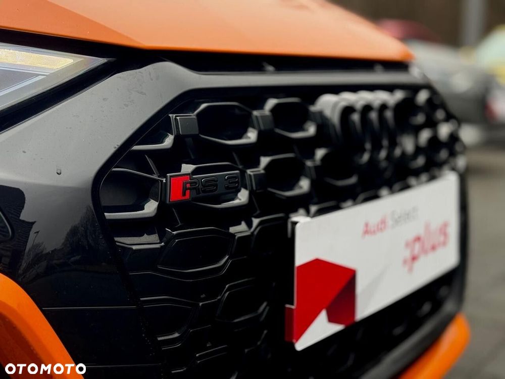 Audi RS3 Limousine - 11