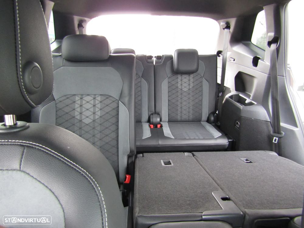Volkswagen Tiguan Allspace 2.0 TDI R-Line DSG — fotografia 17