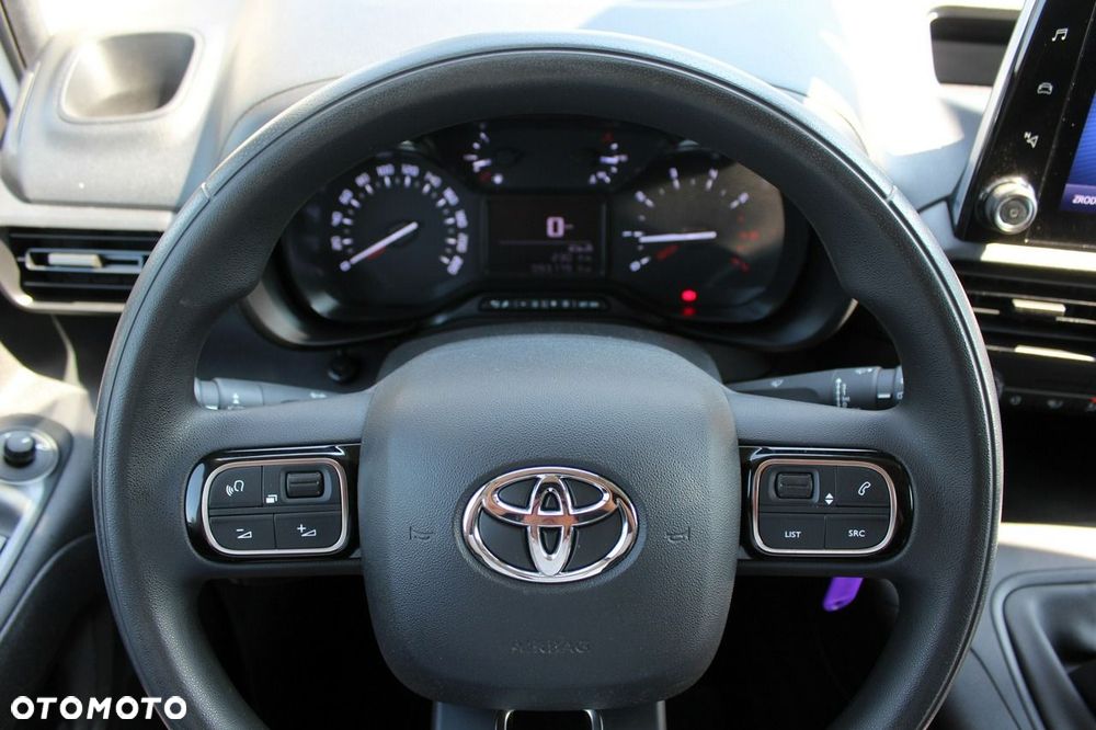 Toyota Proace City - 15
