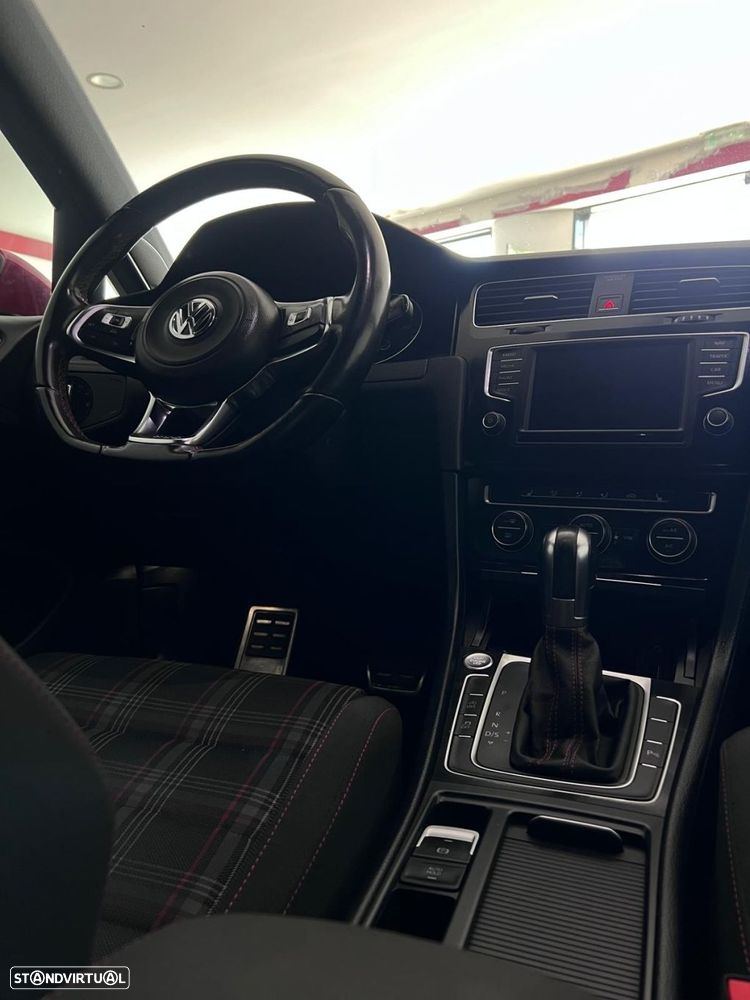 VW Golf GTI BlueMotion DSG - 27