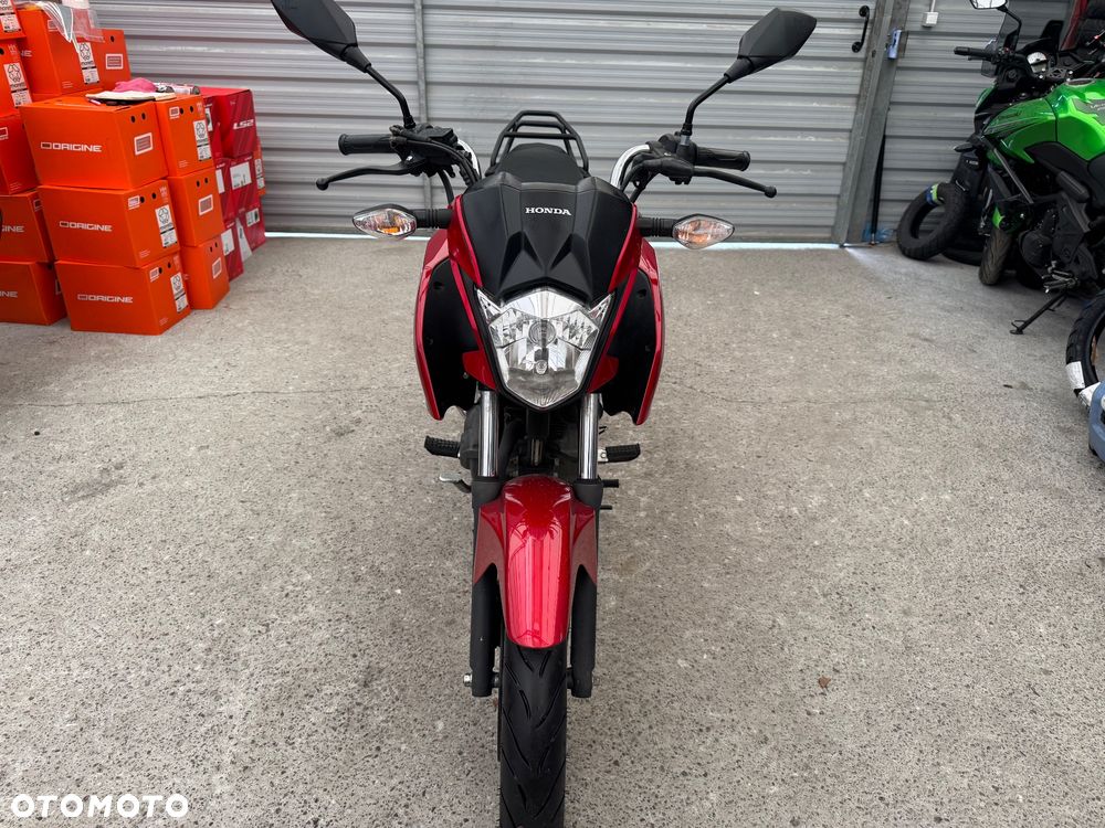 Honda CB - 16