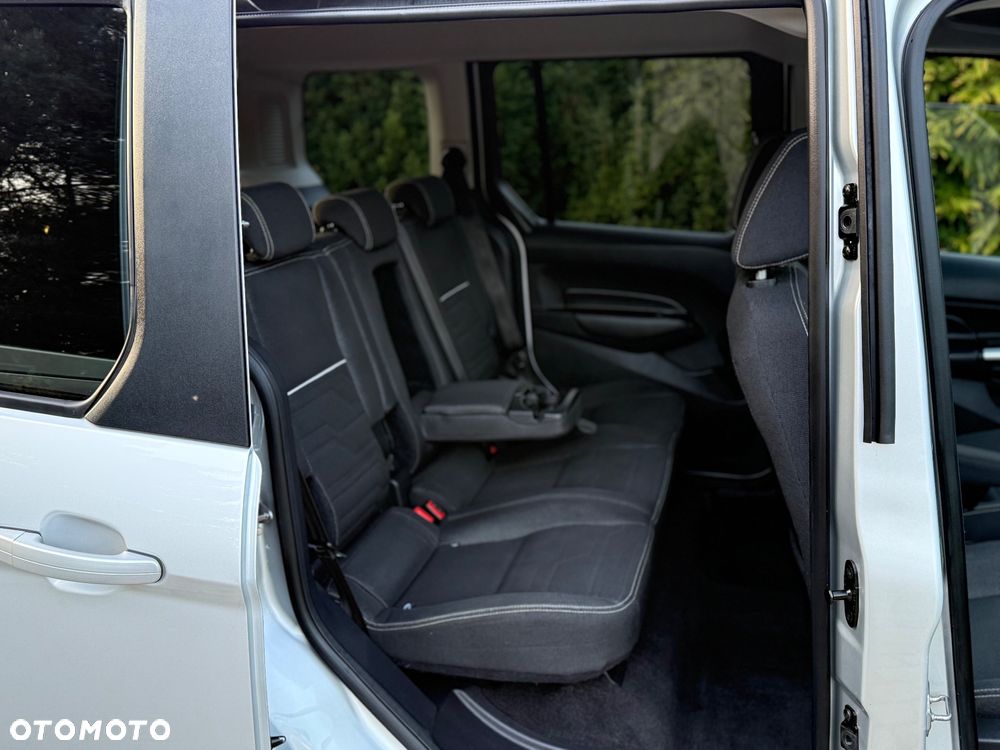 Ford Tourneo Connect 1.6 TDCi Titanium - 19