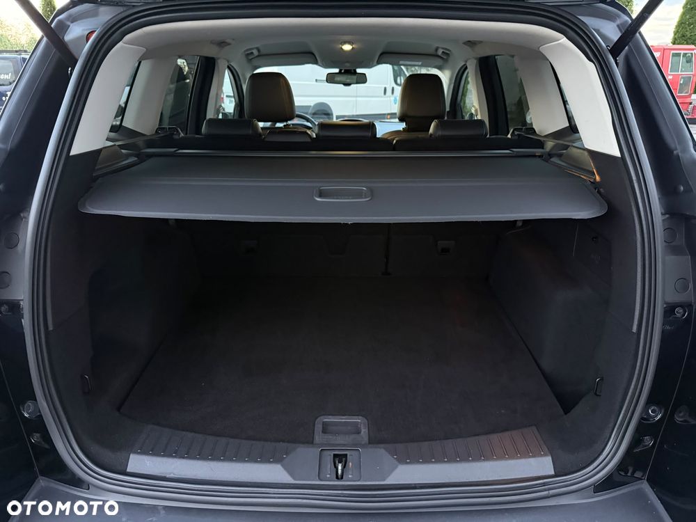 Ford Kuga 2.0 TDCi 2x4 Trend - 21