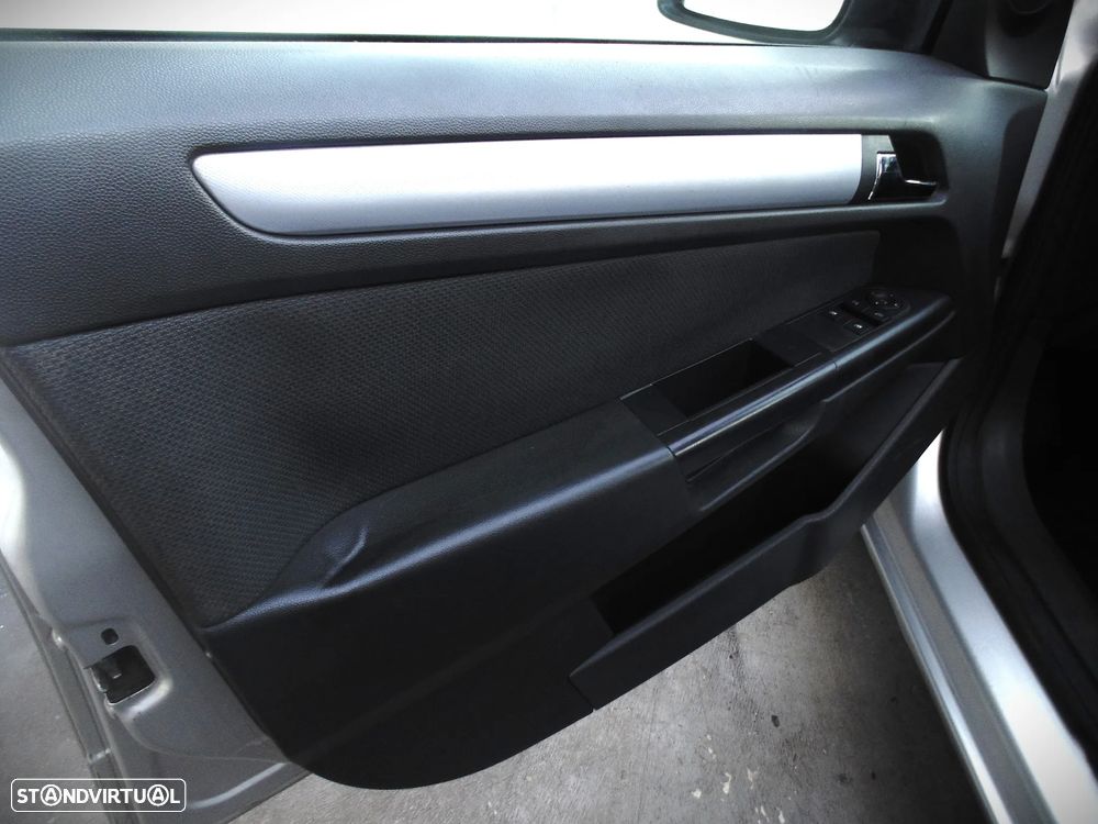 Opel Astra 1.3 CDTI Edition - 31