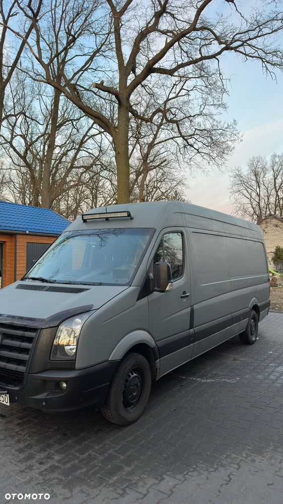 Volkswagen Crafter - 1