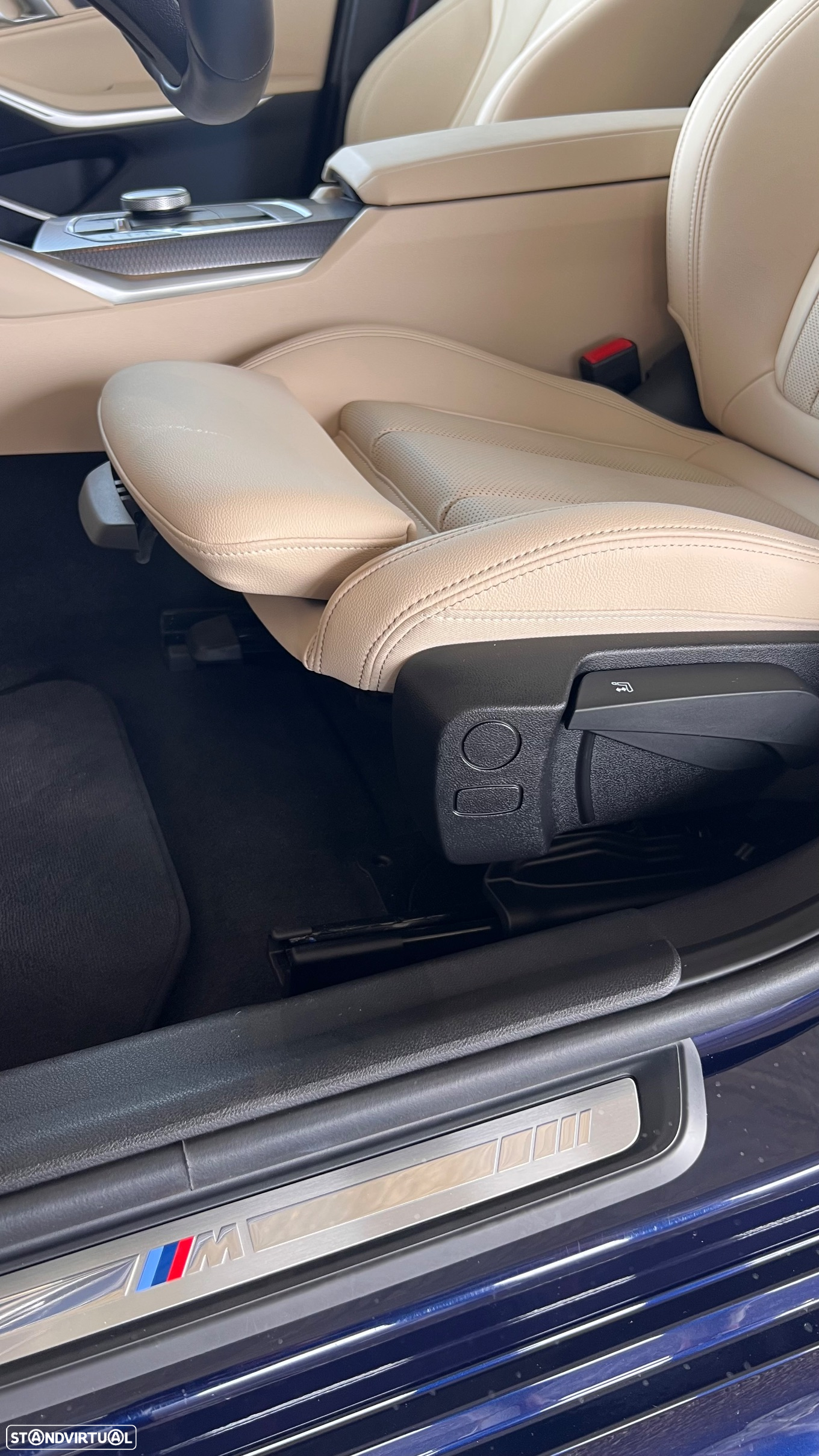 BMW 330 e Pack Desportivo M Auto - 17