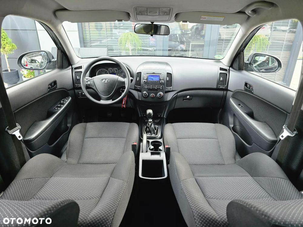Hyundai i30 1.4 FIFA WM Edition - 29