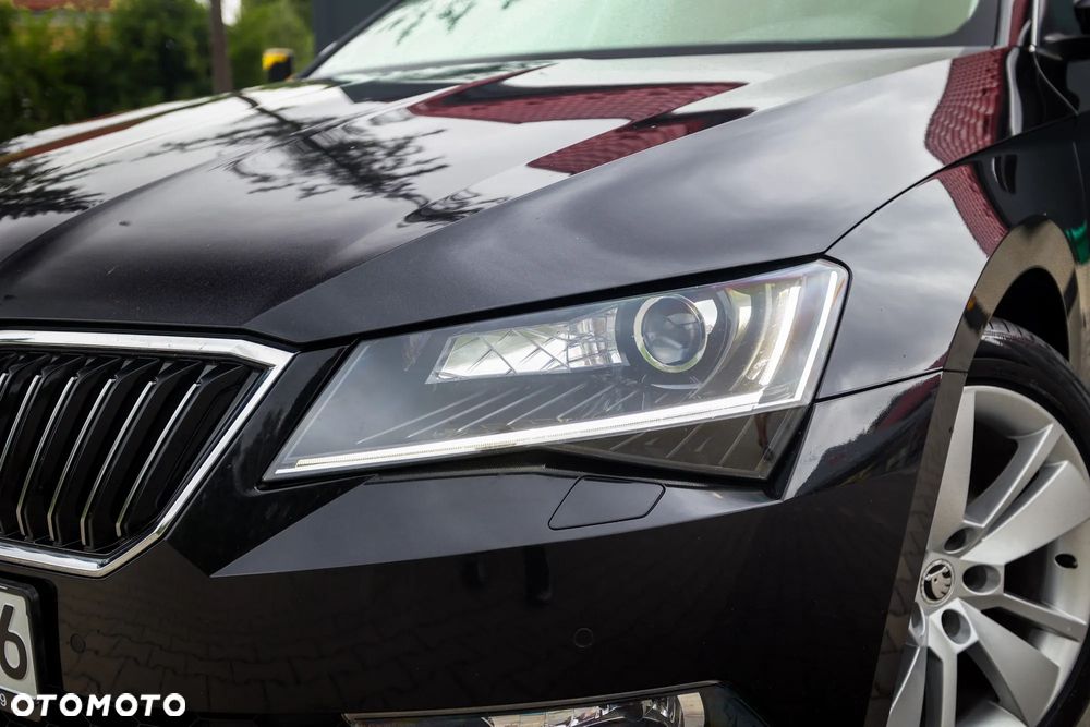 Skoda Superb 2.0 TDI 4x4 Ambition DSG - 4