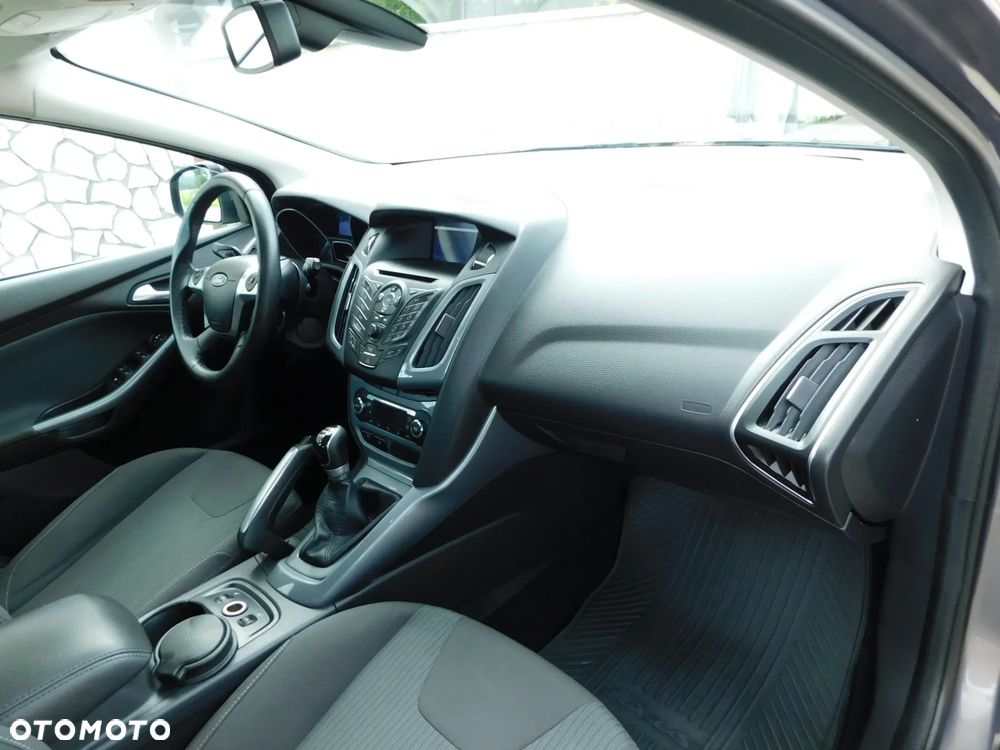 Ford Focus 1.6 Titanium - 15