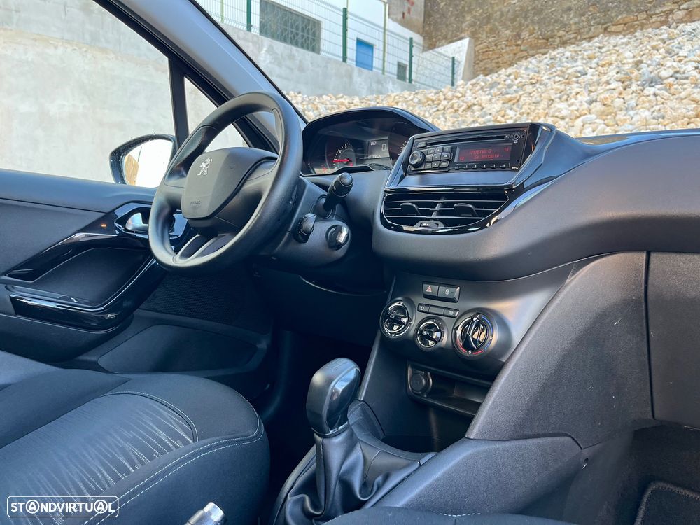 Peugeot 208 PureTech 82 Active - 16