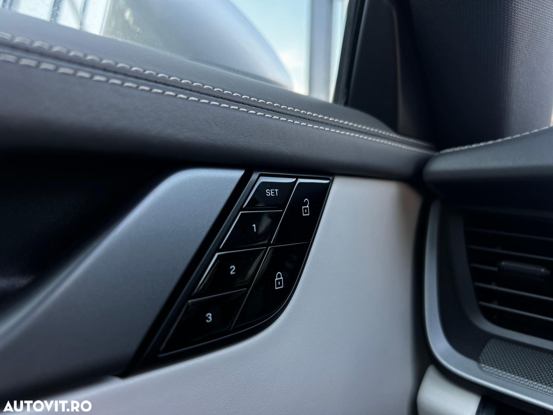 Porsche 911 Carrera 4S PDK - 27