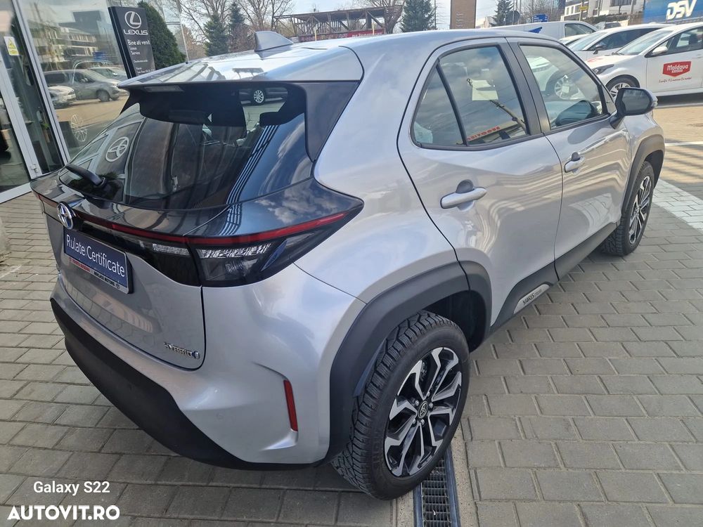 Toyota Yaris Cross 1.5 VVT-i HSD 4x2 Dynamic - 6