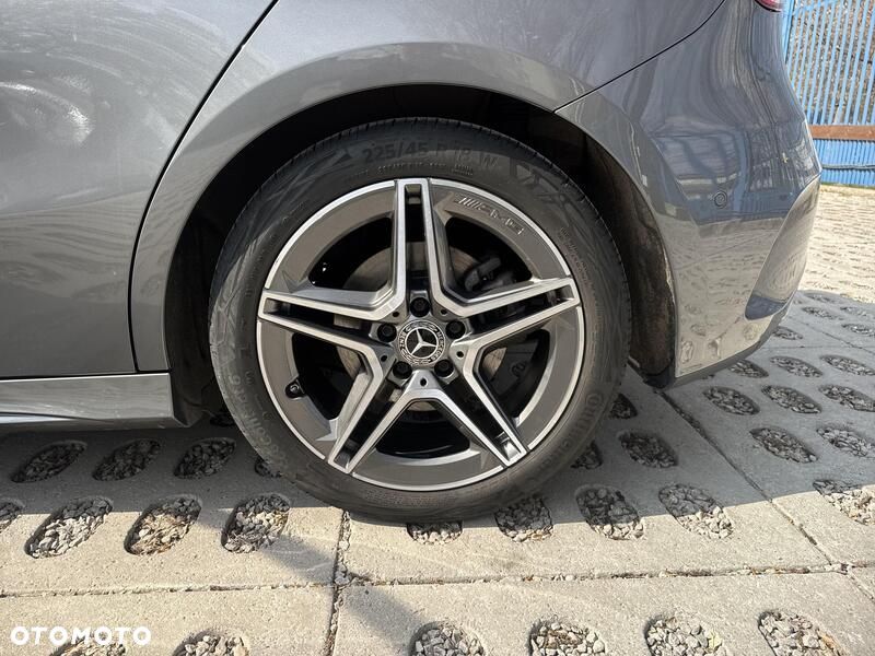 Mercedes-Benz Klasa A 200 AMG Line 7G-DCT - 18