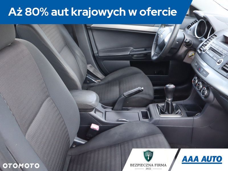 Mitsubishi Lancer - 11