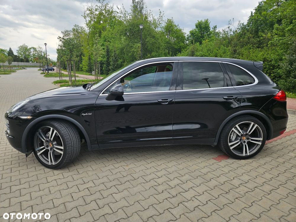 Porsche Cayenne - 3
