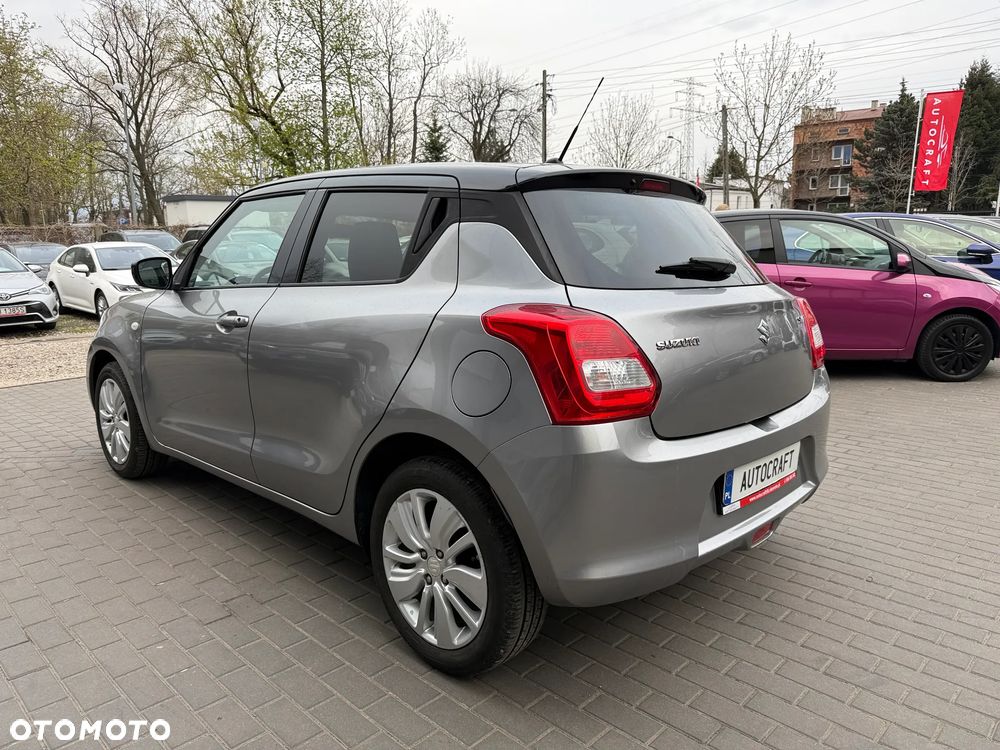 Suzuki Swift 1.2 Premium Plus - 26