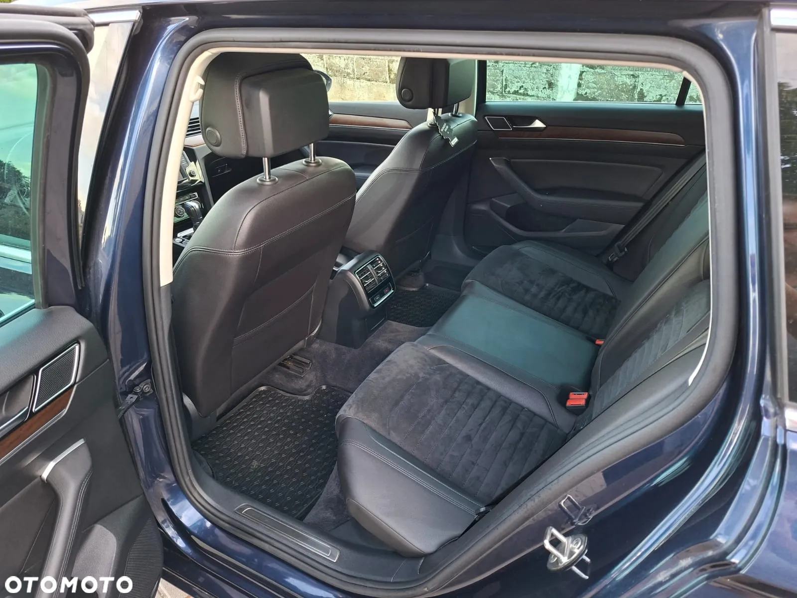 Volkswagen Passat 2.0 TDI BMT Highline DSG - 12