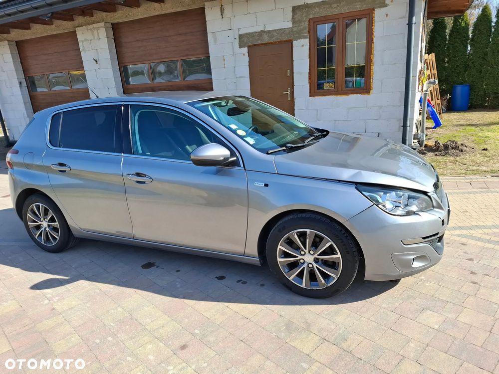 Peugeot 308 - 30