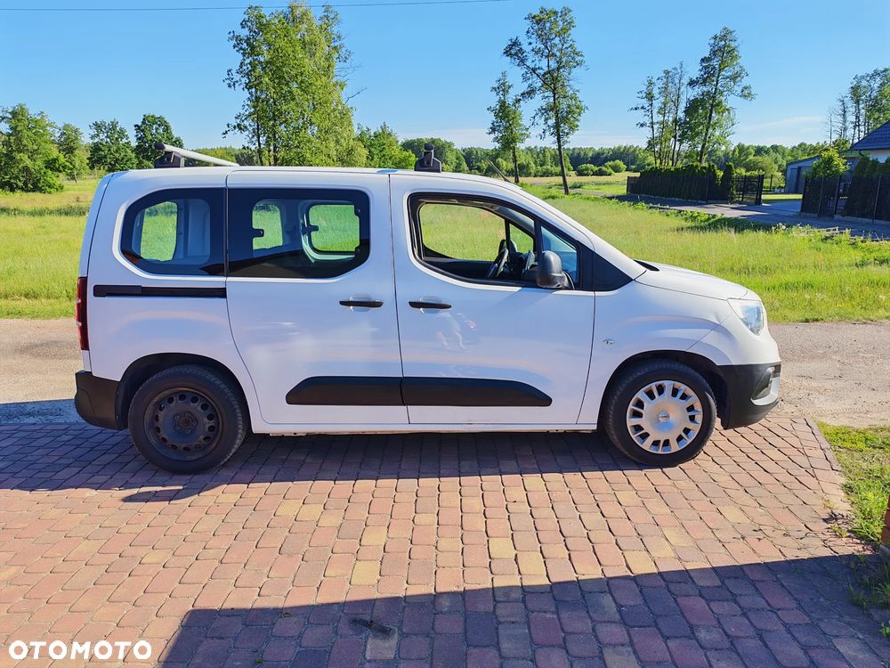 Opel Combo 1.5 CDTI Enjoy - 2