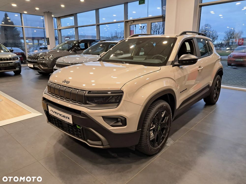 Jeep Avenger 1.2 T3 mHEV Upland 4xe eDCT6 - 1