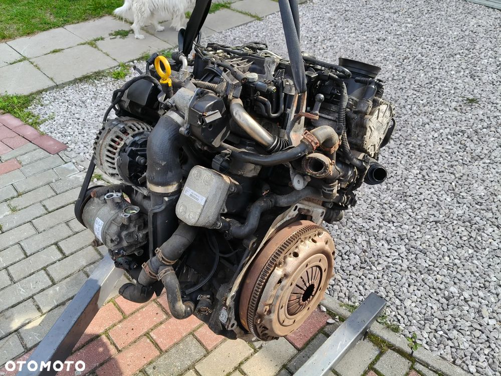 Kompletny Silnik VW Audi 1.6 TDI CAY - 1