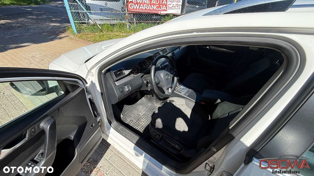 Volkswagen Passat - 19