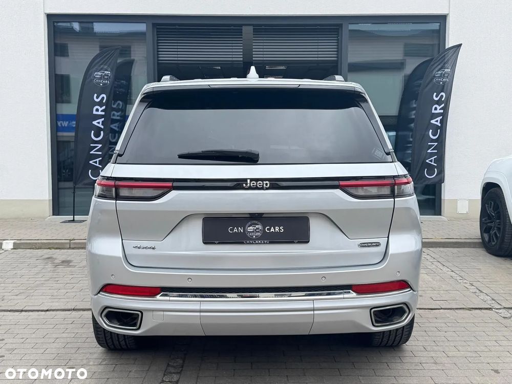 Jeep Grand Cherokee - 11