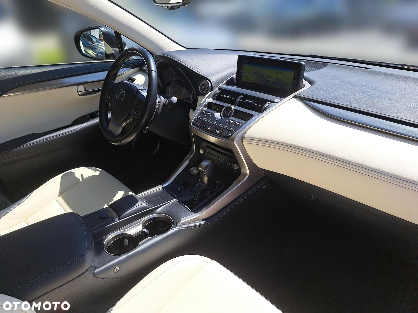 Lexus NX 300 F Impression AWD - 11