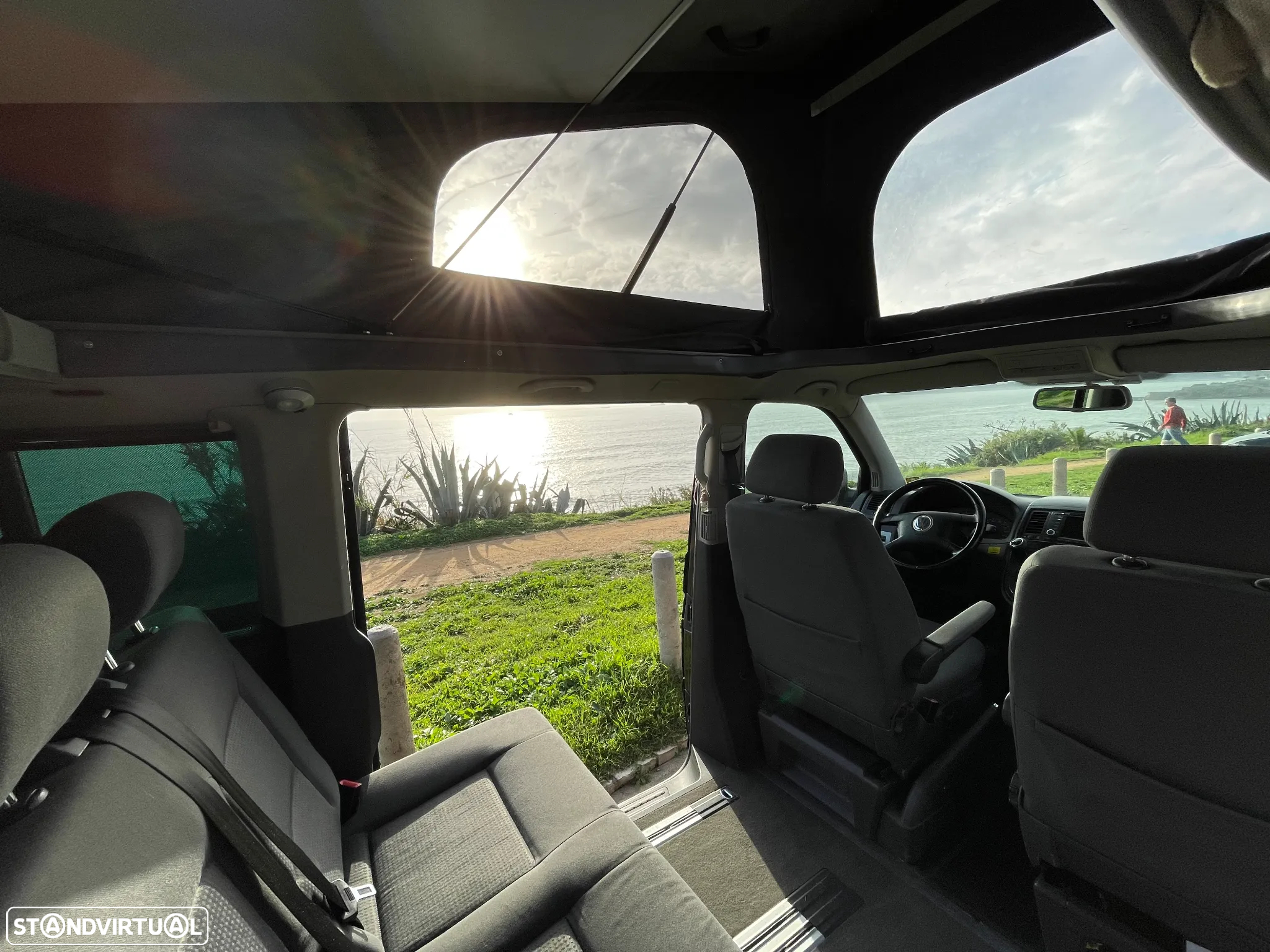 VW T5 Multivan (Campervan) - 11