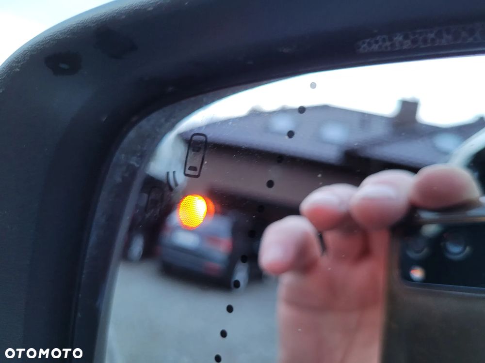 Renault Kadjar TCe 160 EDC GPF BLACK EDITION - 16