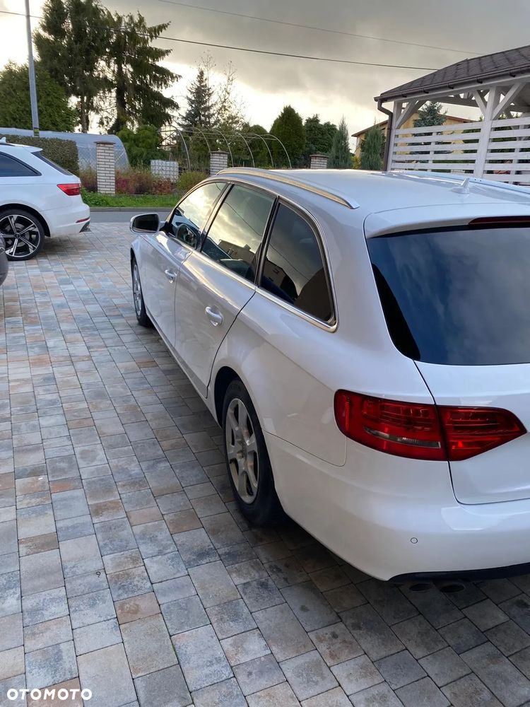 Audi A4 - 4