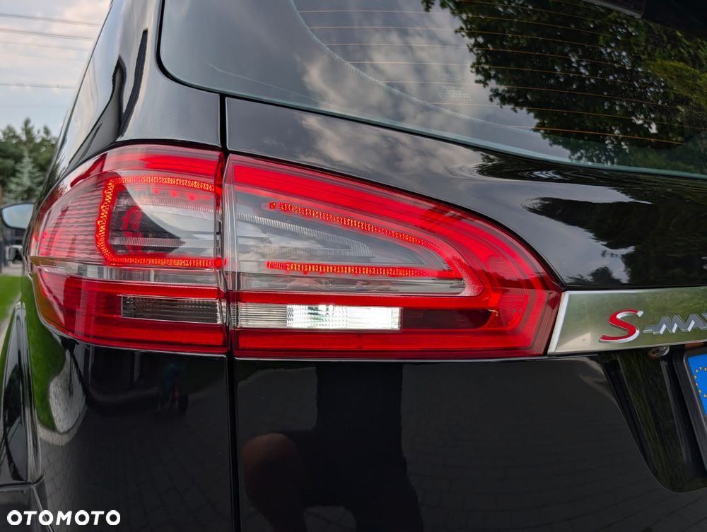 Ford S-Max 2.0 TDCi DPF Titanium X - 13