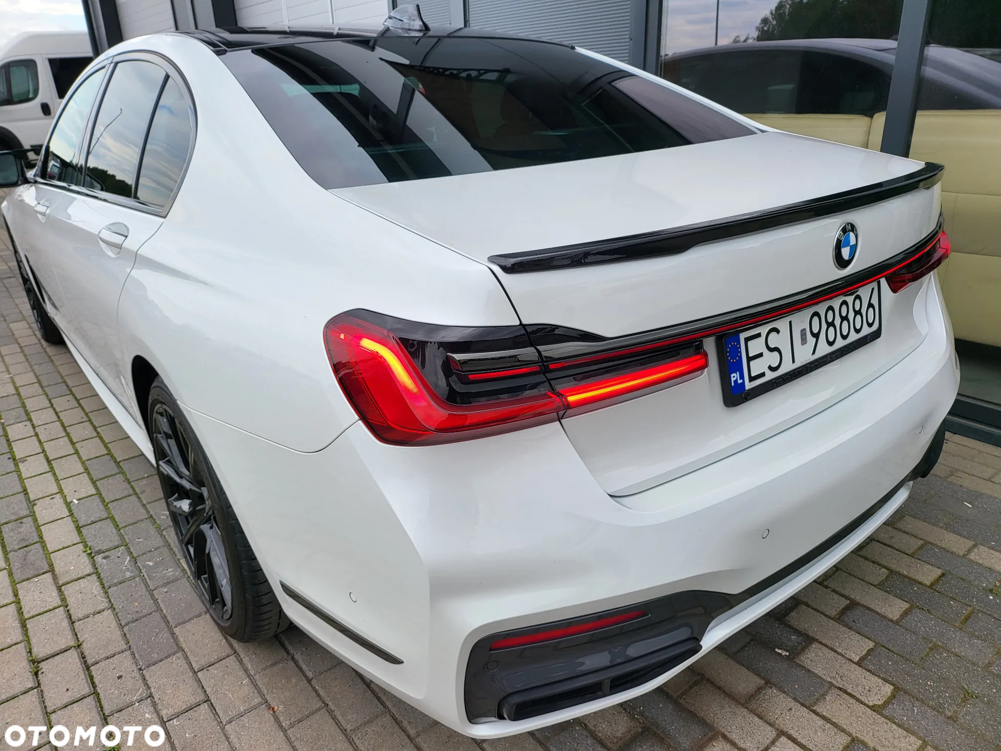 BMW Seria 7 730d xDrive sport - 34