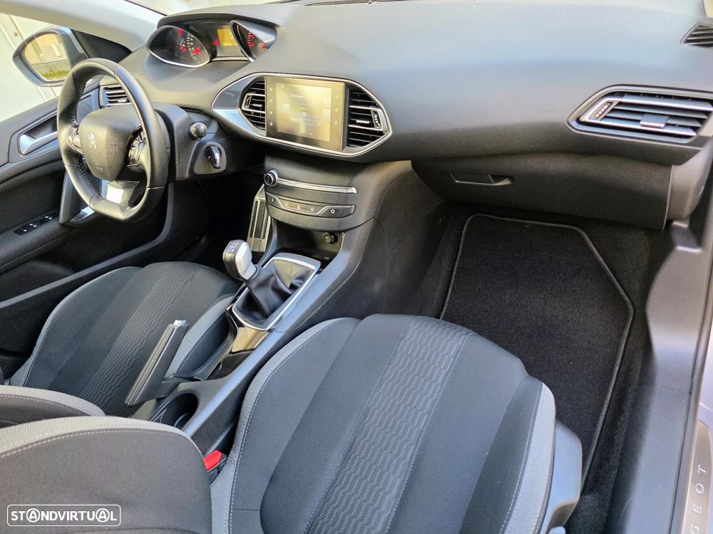 Peugeot 308 SW 1.6 BlueHDi Style - 43