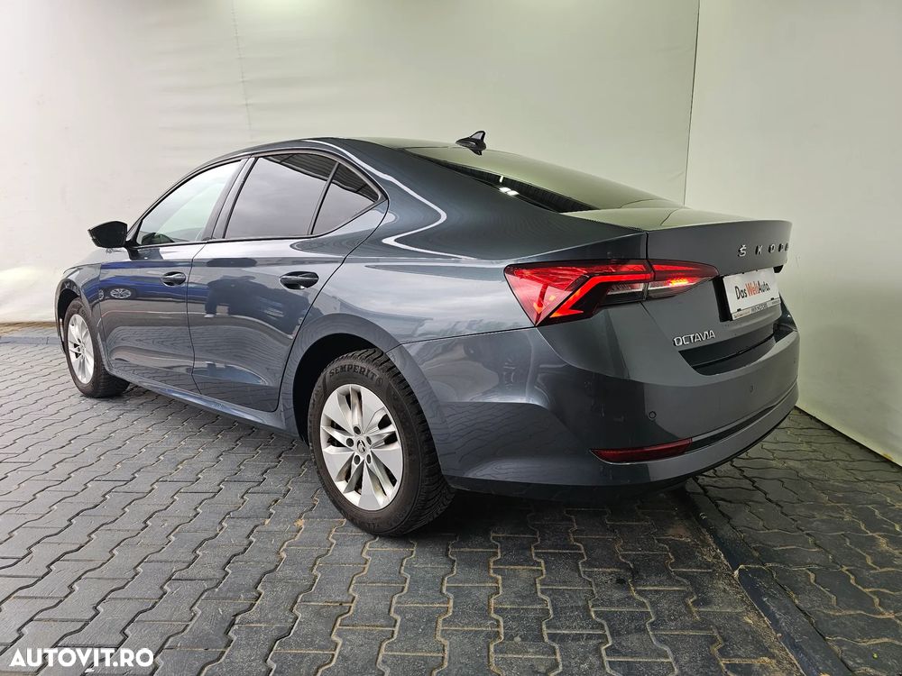 Skoda Octavia 2.0 TDI DSG Ambition - 3