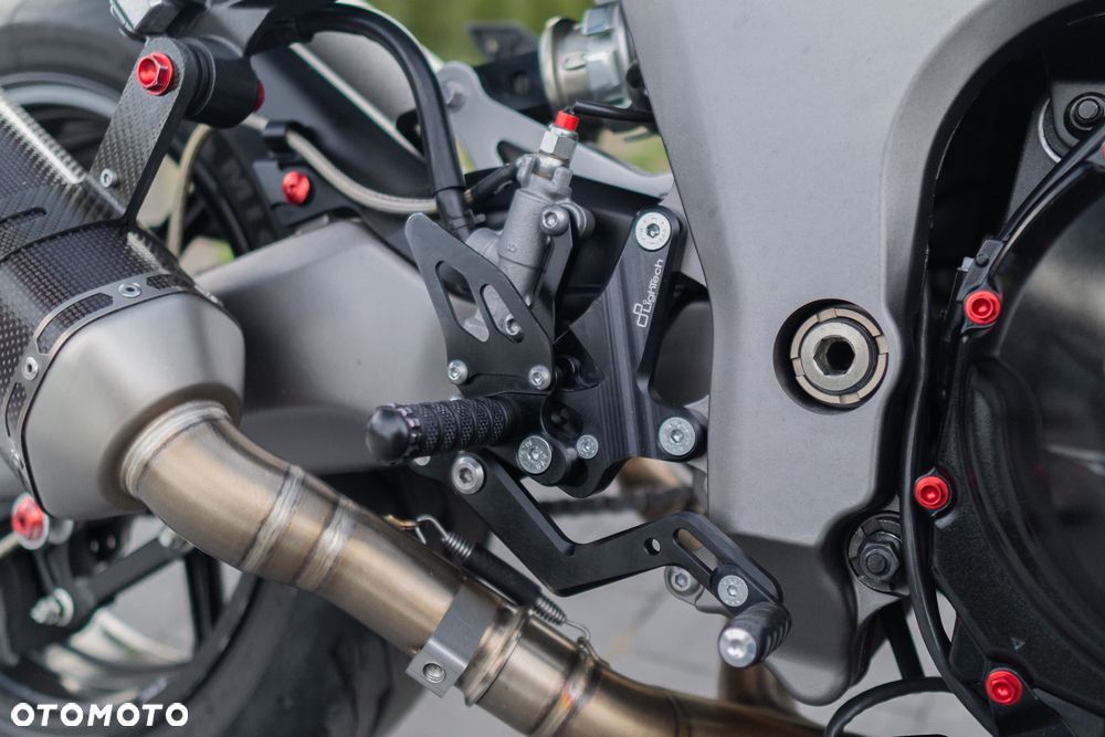 Kawasaki Ninja 1000 SX - 22