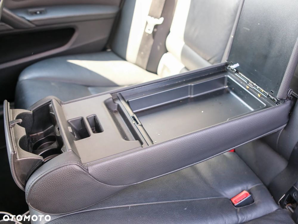 BMW Seria 5 520d - 31