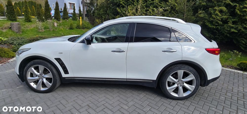 Infiniti FX FX30d S Premium - 5