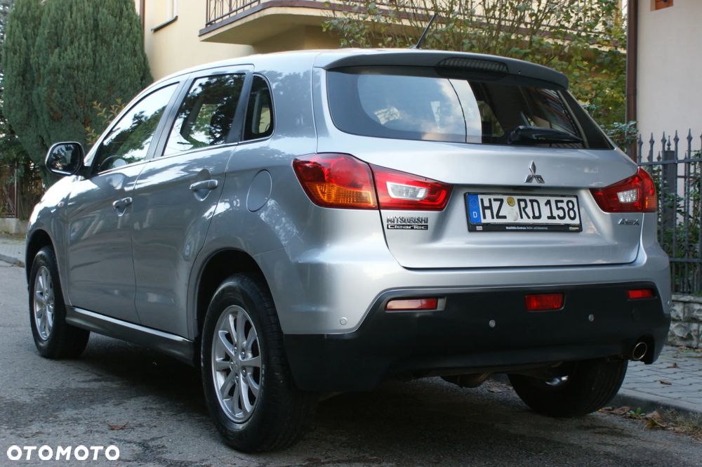 Mitsubishi ASX - 15
