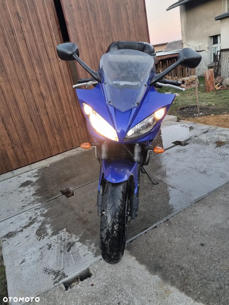 Yamaha FZ6 - 4
