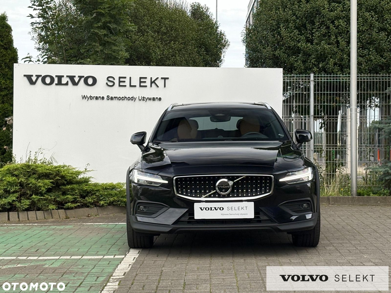 Volvo V60 Cross Country - 4