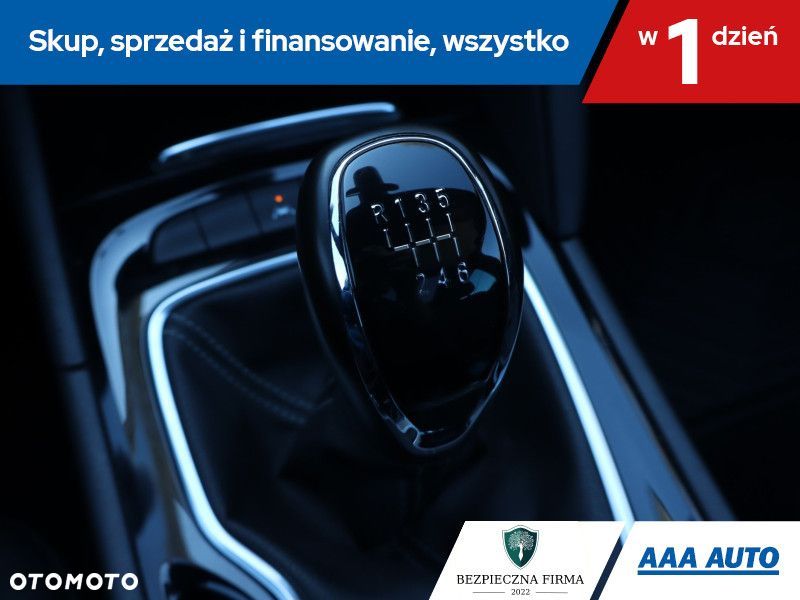 Opel Insignia - 18