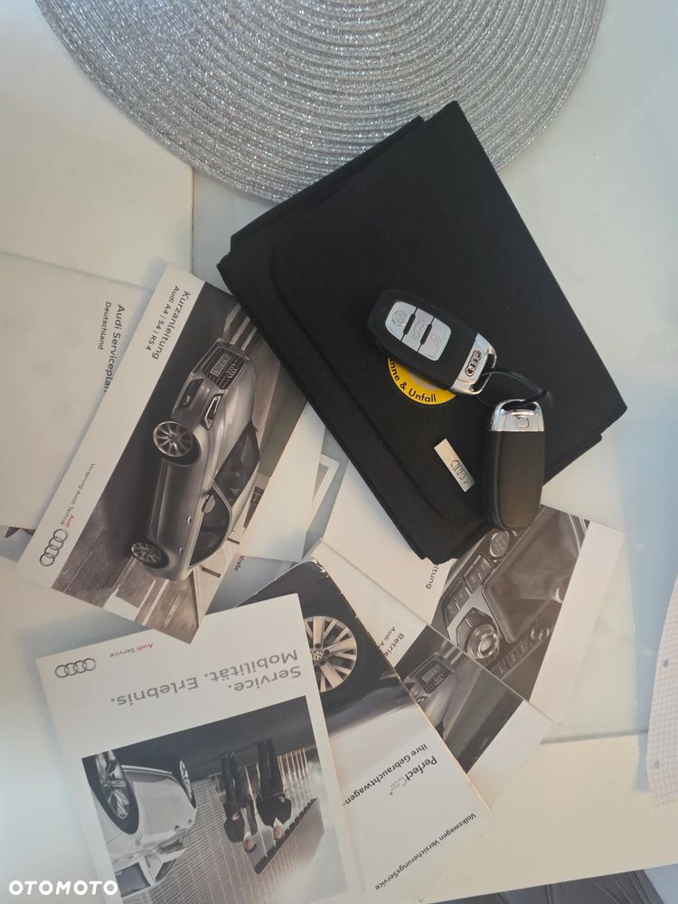 Audi A4 Limousine - 18