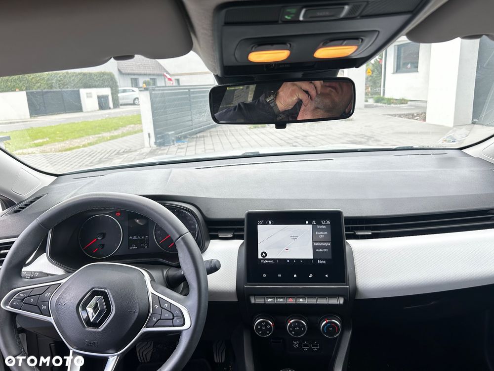 Renault Clio - 14