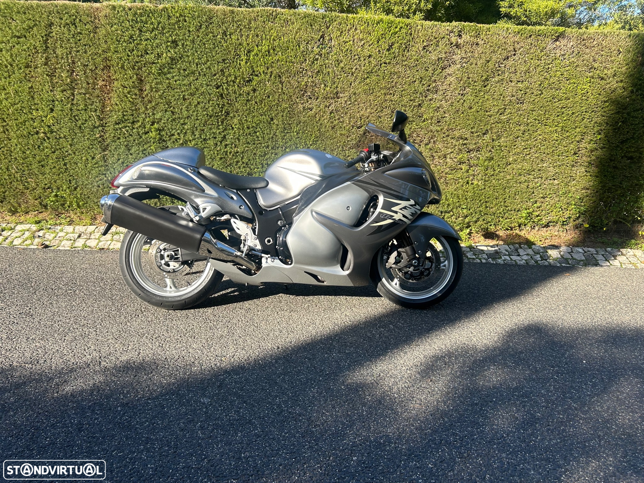 Suzuki GSX-R 1300 Hayabusa - 18