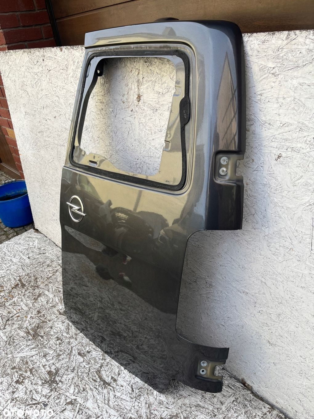 DRZWI LEWE TYLNE OPEL COMBO E - 2